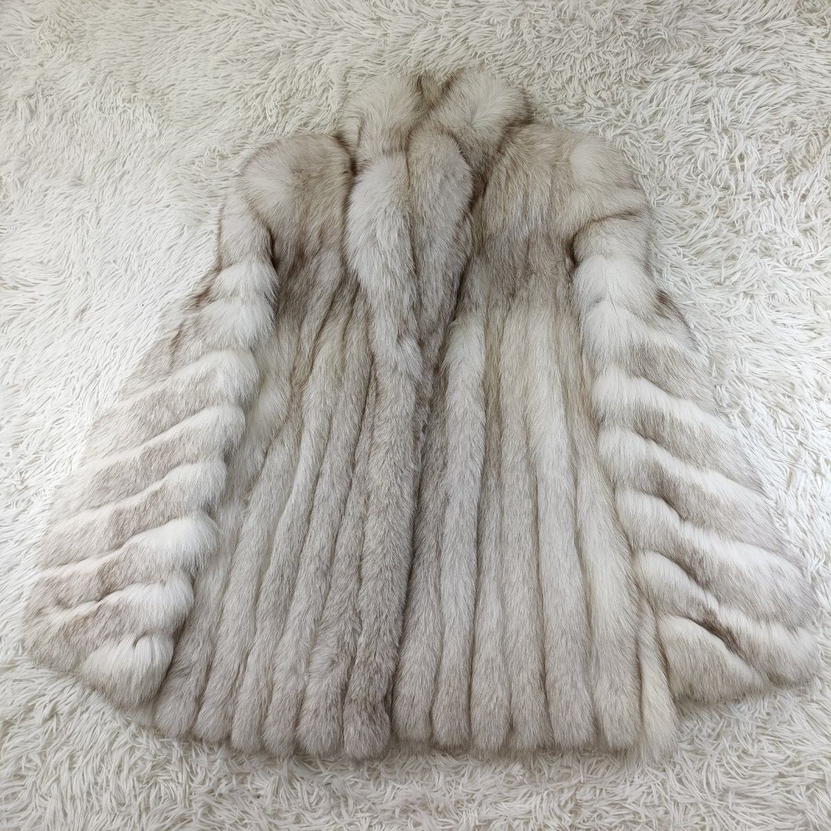 高級サガフォックス 本毛皮 フォックス ブルーフォックス ハーフコート