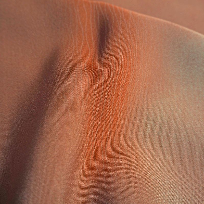 雲取り暈しに花丸文刺繡 未仕立て