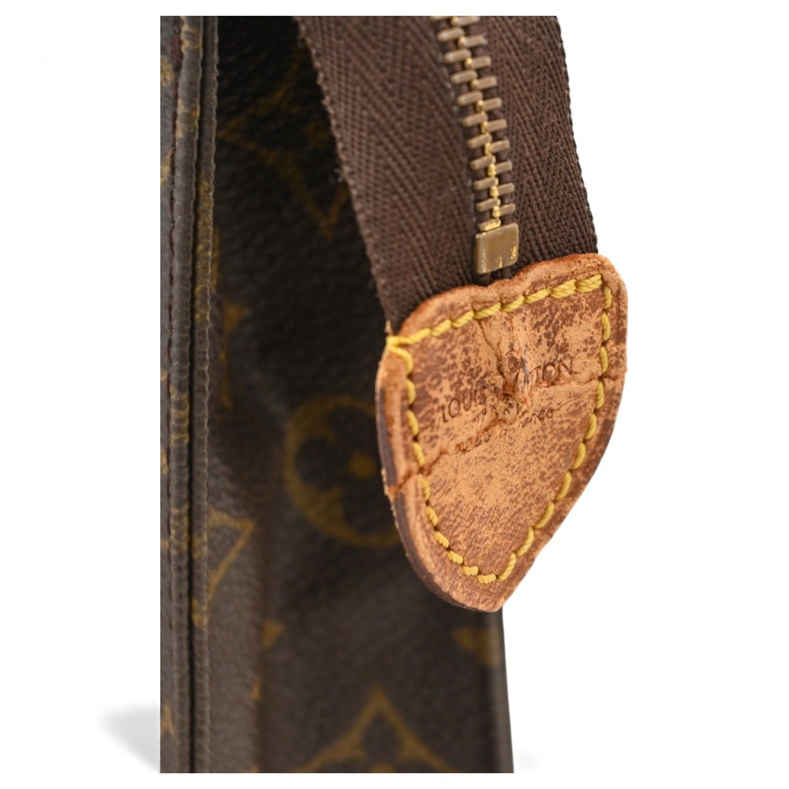 ルイヴィトン モノグラム ポッシュトワレット26 クラッチバッグ B