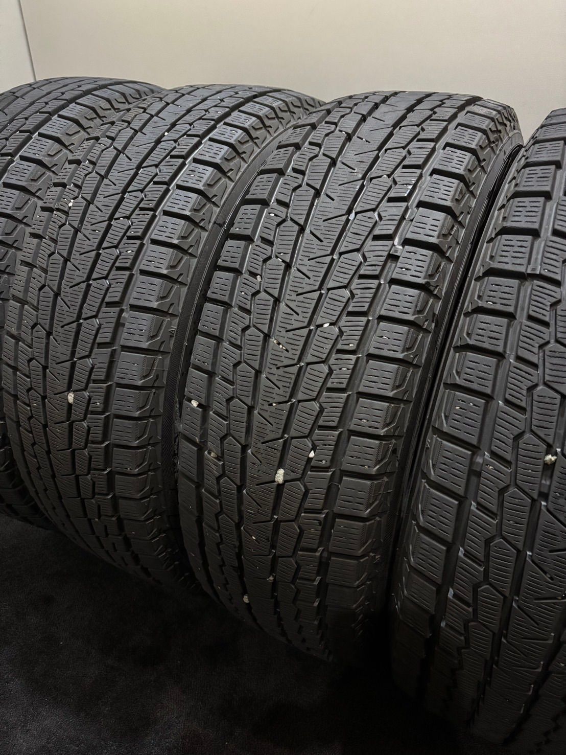 225 60 R 18 ice GUARD G 075 23年製 スタッドレス 4本 ヨコハマ アイスガード ハリアー RAV 4 NX エクストレイル 南7 L 104