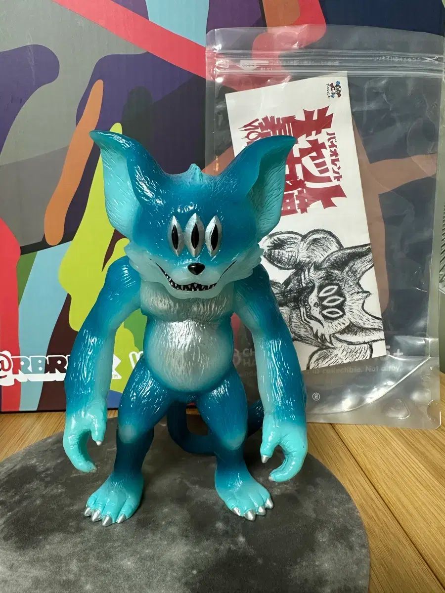 アートジャンキー バイオレント キャット ソフトビニール - メルカリ