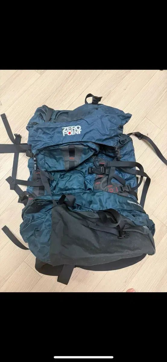 モンベル ゼロポイント 55 L 登山リュック