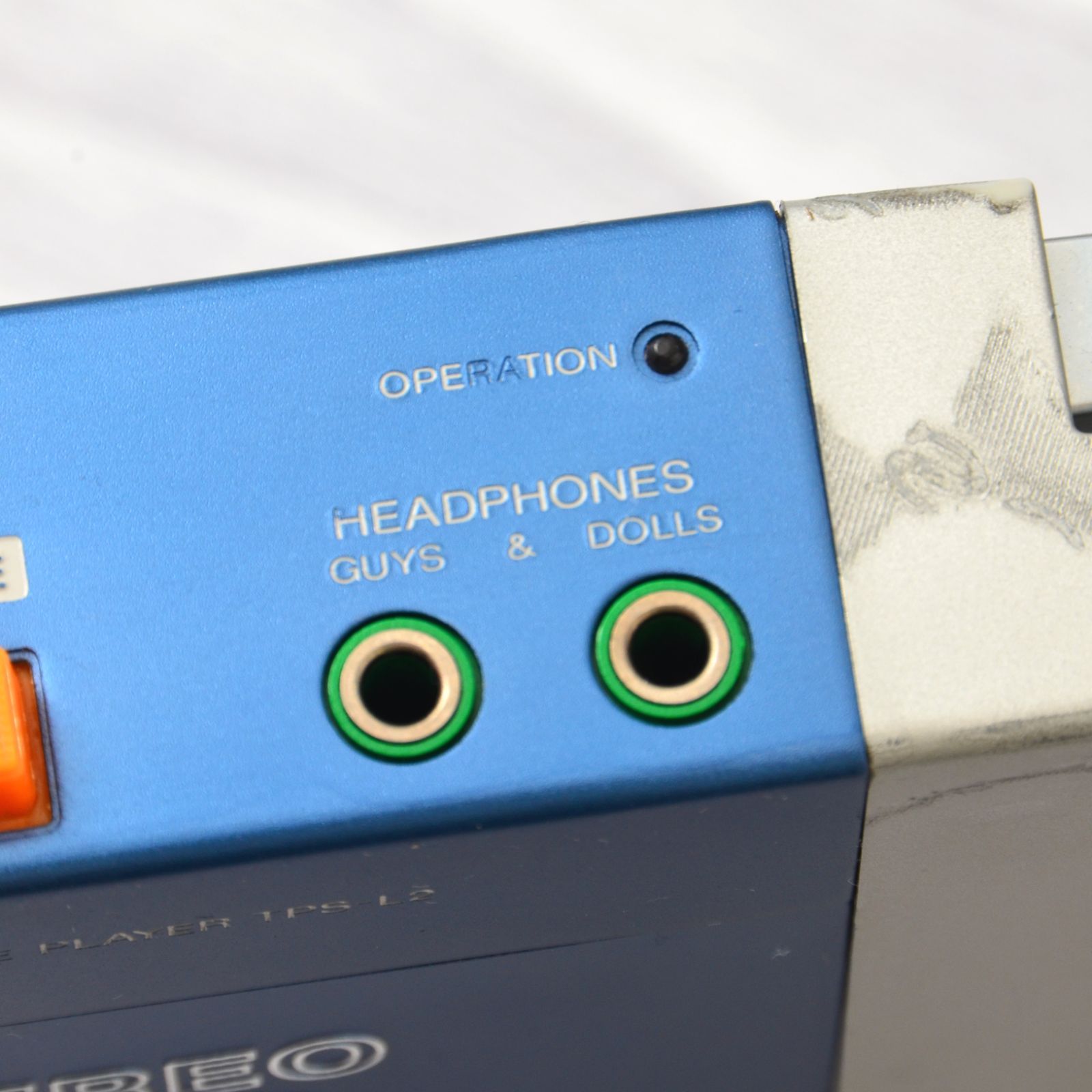 SONY 初代WALKMAN TPS-L2 GUYS & DOLLS カセットウォークマン 整備済