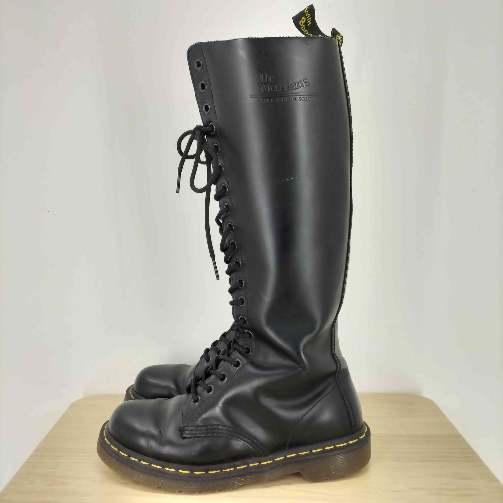 ドクターマーチン Dr.Martens 10070 20 EYE レースアップ 20ホール ロング ブーツ レディース UK 6
