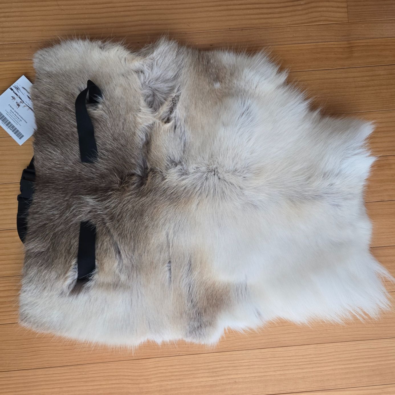 現物！トナカイ毛皮 63x55cm シートパッドビッグサイズ 天然 敷物