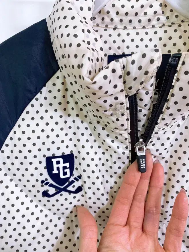 モンヴィンテージ PEARLY GATES GOLF パーリーゲイツゴルフ レディースダウンジャケット