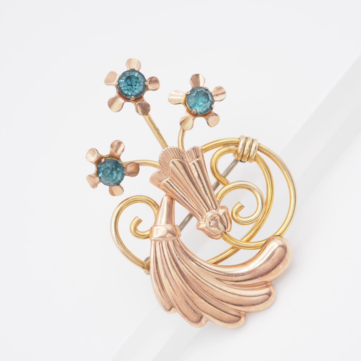 L 080 Van Dell ヴァンデル 1 20-12 KT G.F刻印 ブローチ アクアマリン風 フラワー ゴールド デザイン コスチュームジュエリー