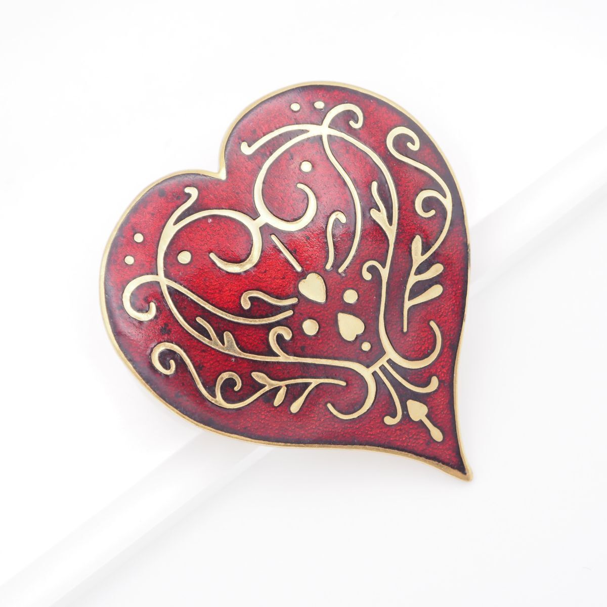 L 065 メトロポリタン美術館 MMA 1985刻印 ブローチ ハート ゴールド デザイン ヴィンテージ ミュージアムジュエリー