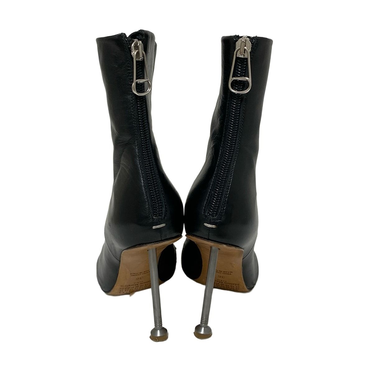  Maison Margiela メゾンマルジェラ ショートブーツ 36 レディース - 黒×シルバー 釘ヒール レザー ブーティ ブーツ