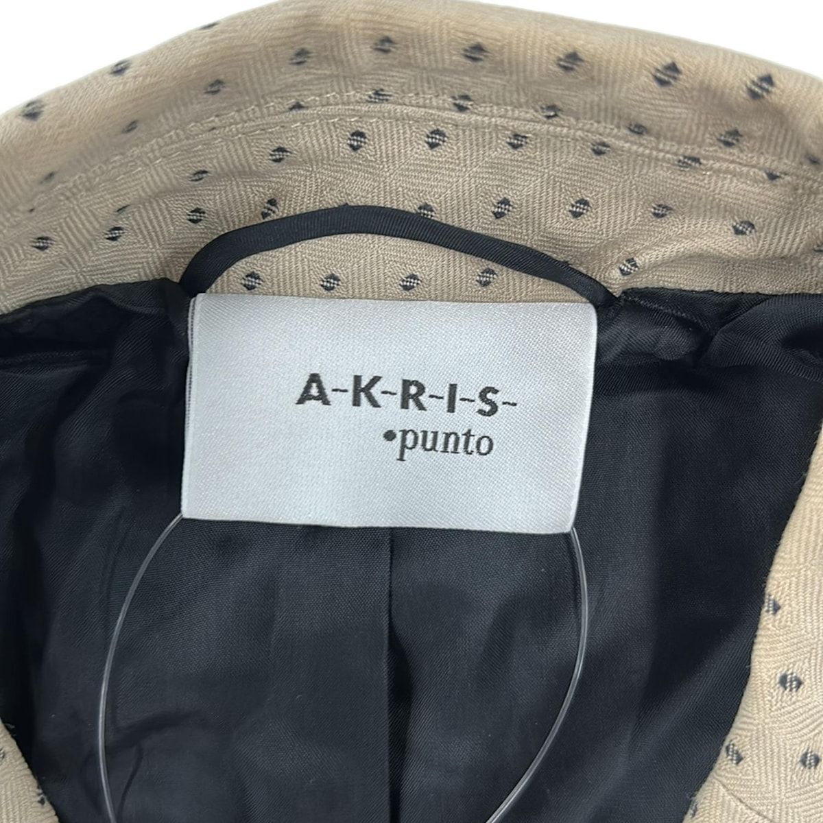 AKRIS(アクリス) ジャケット サイズ40 XL レディース - ベージュ×黒
