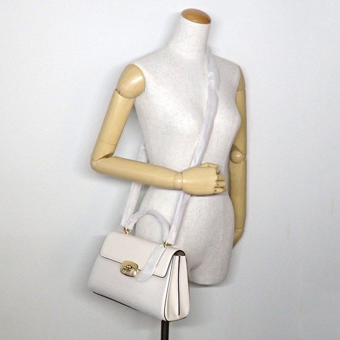 ショルダーバッグ