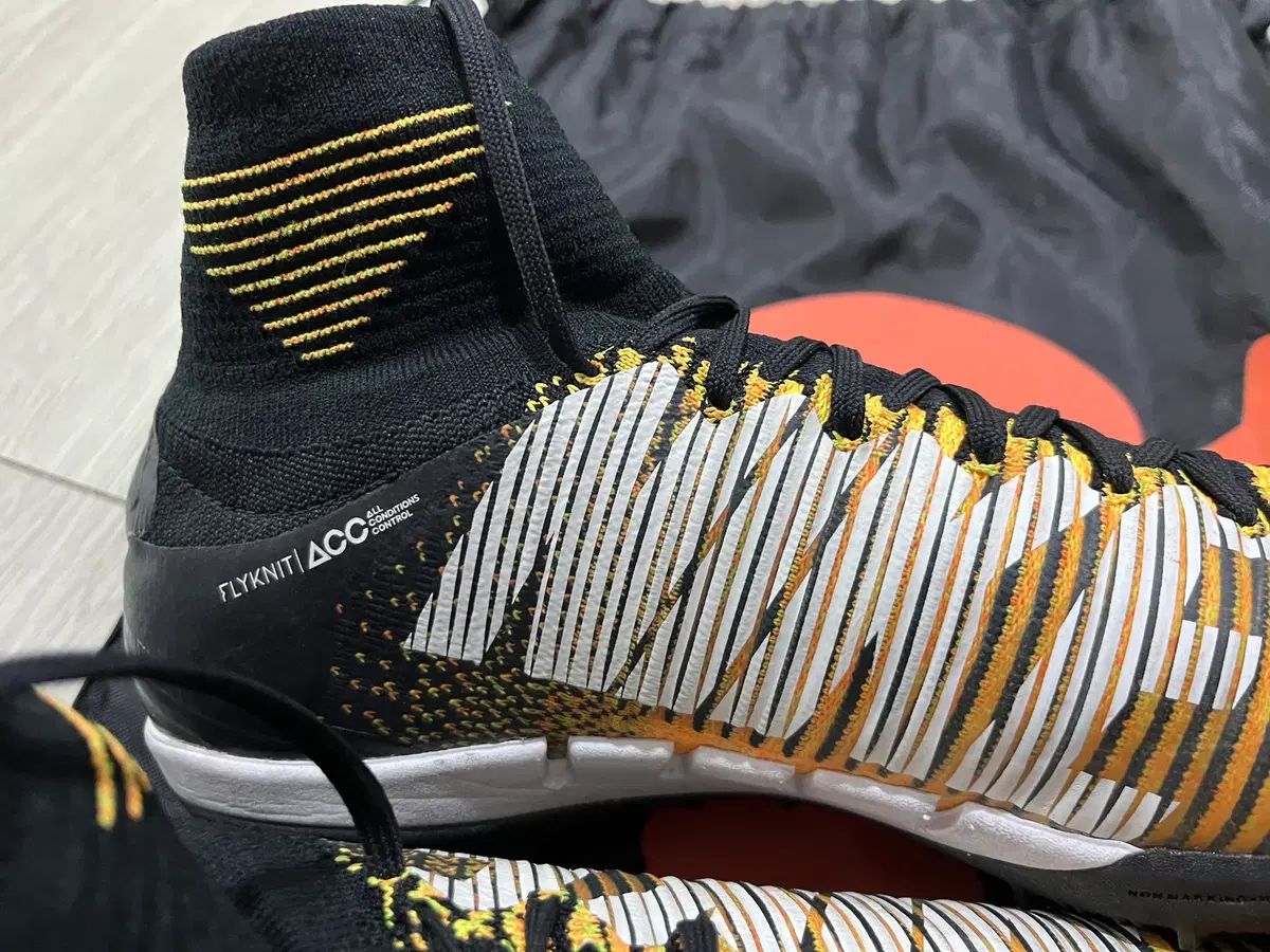 ナイキ マーキュリアル X プロキシモ 2 DF TF 275 サッカーシューズ