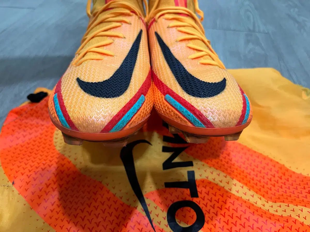 サッカーシューズ