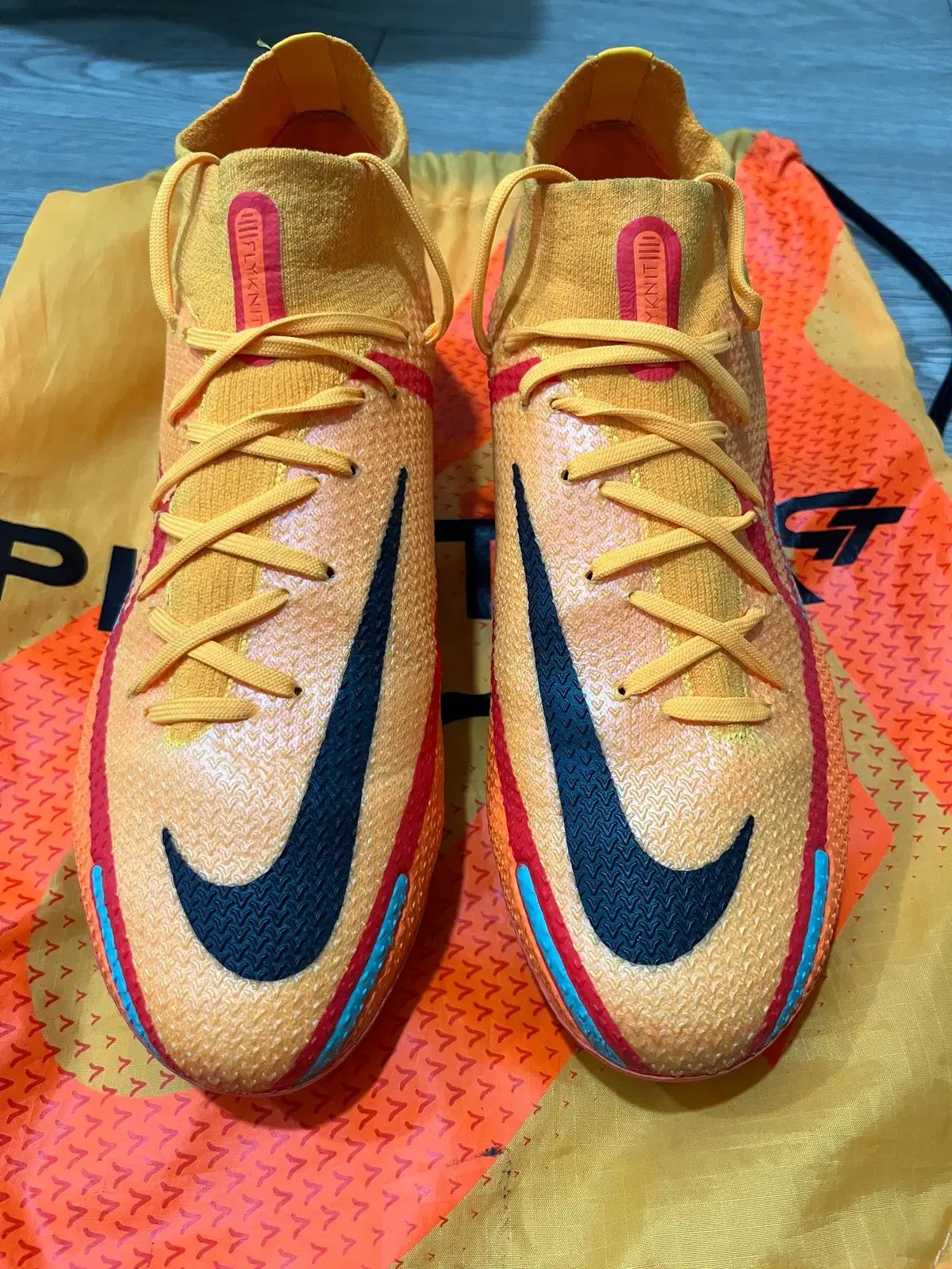  NIKE ナイキ ファントムGT 2 エリート FG 25.5 cm サッカーシューズ フットサルシューズ シューズ