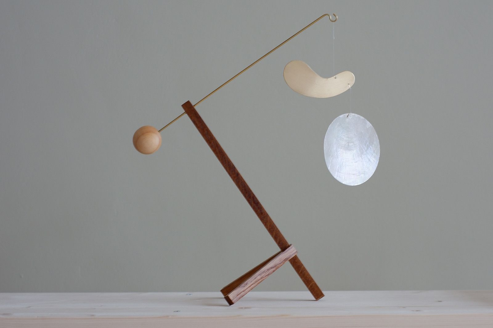 KINETIC LEVI キネティック レヴィ インテリアモビール Momo