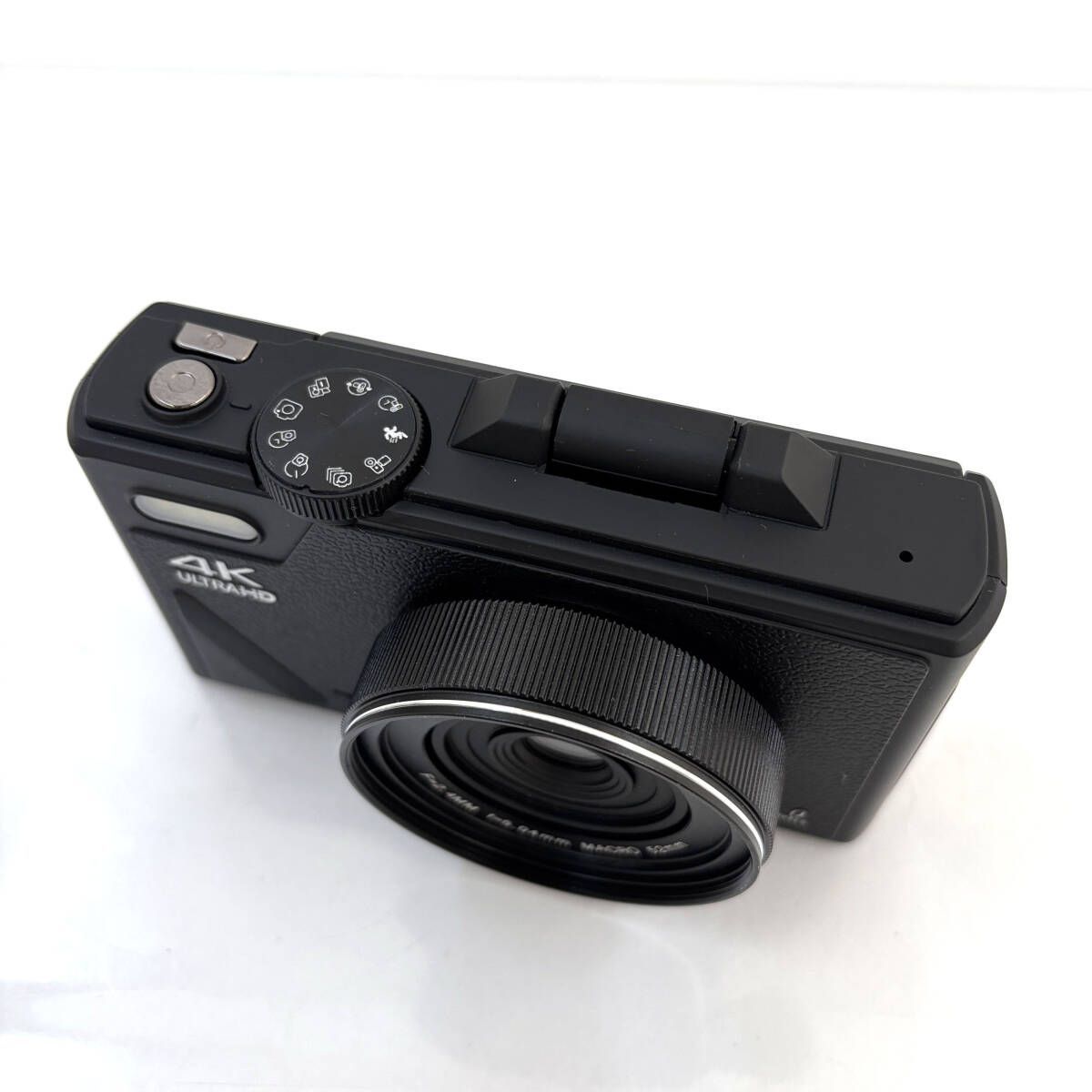 デジタルカメラ】4K ULTRA HD 64MP コンパクトデジタルカメラ 本体のみ 