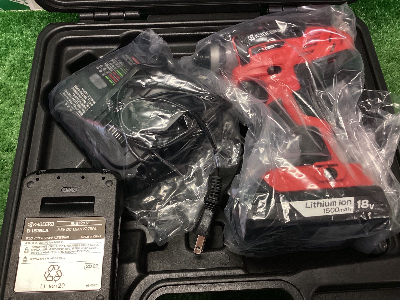 リョービ RYOBI 18 V充電式インパクトドライバ BID-1805