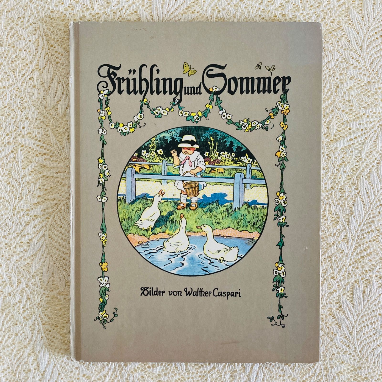 カスパリ挿絵のドイツ語絵本 春と夏の詩集 洋書・古書 - メルカリ