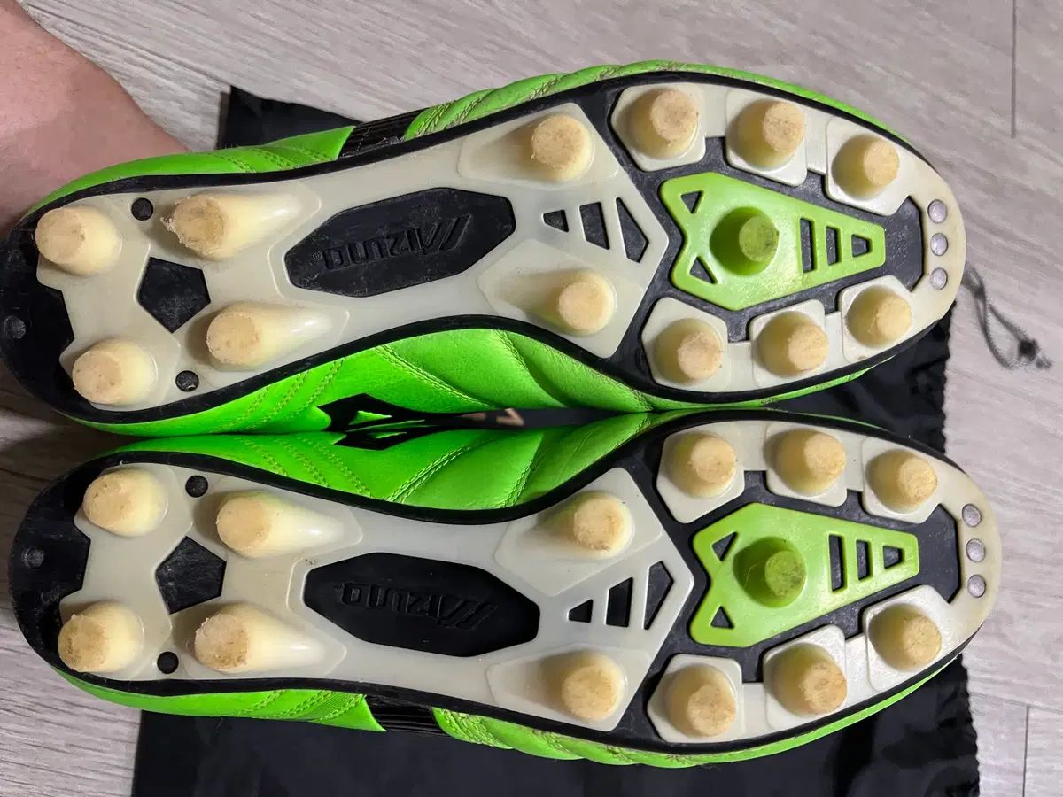 サッカーシューズ 255