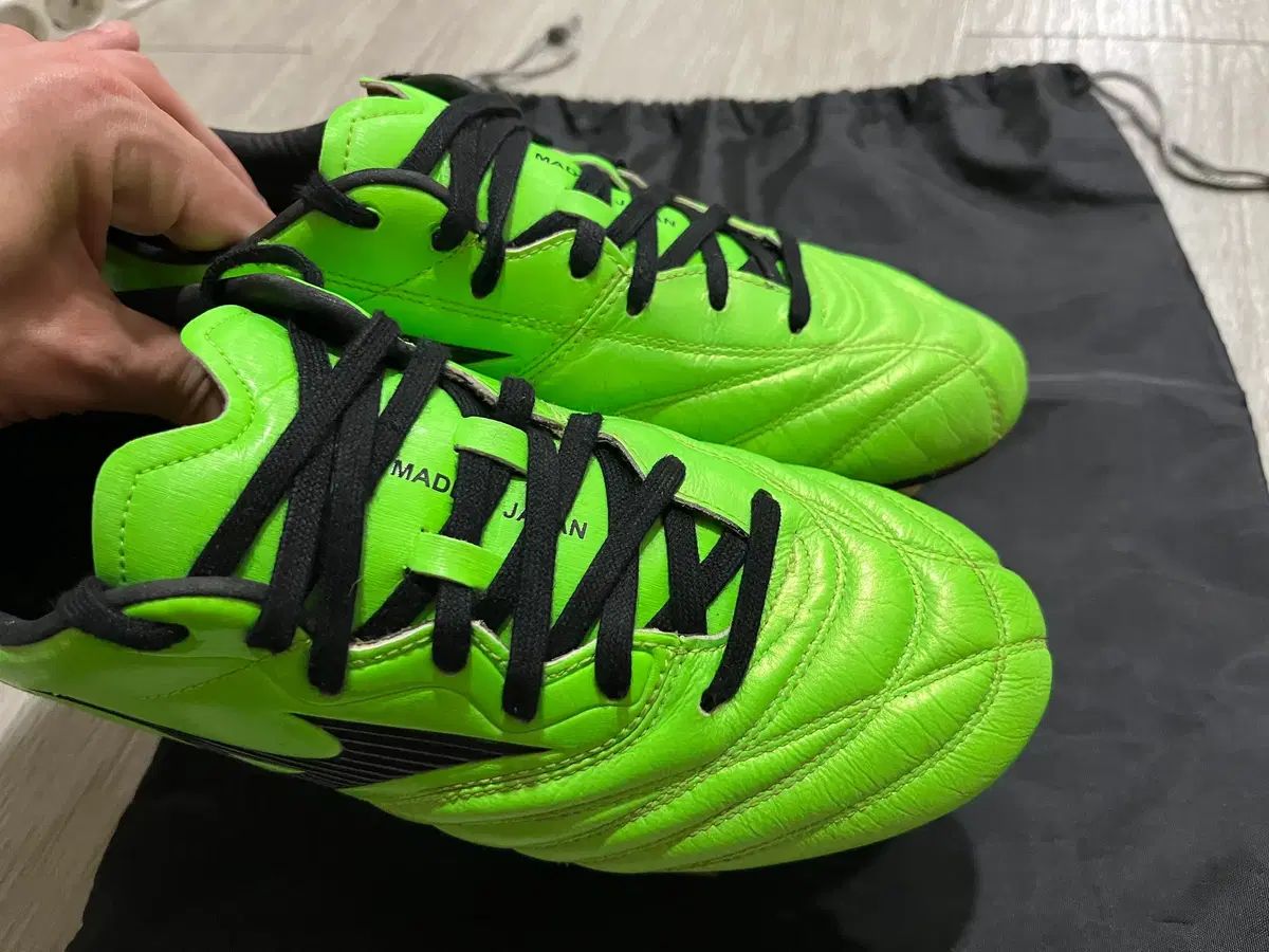  日本産 ミズノ モナルシーダ サッカーシューズ 255 フットサルシューズ シューズ