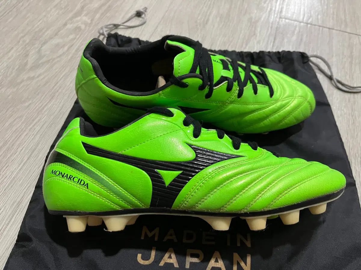 日本産 ミズノ モナルシーダ サッカーシューズ 255