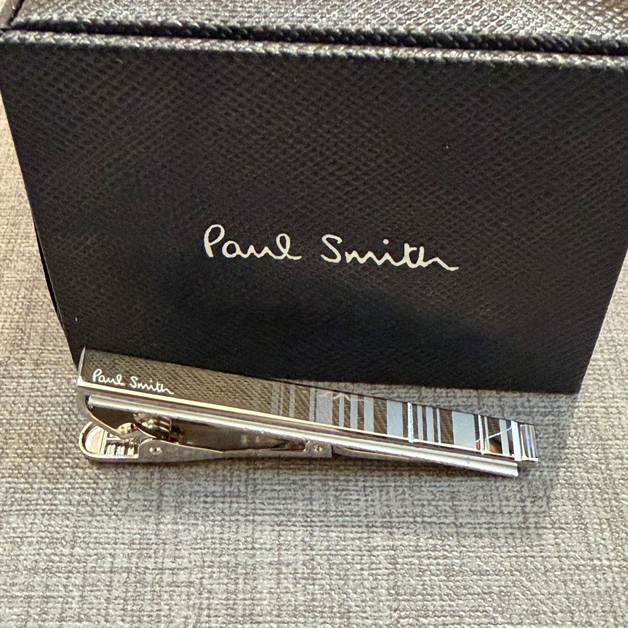 Paul Smith ストライプ ネクタイピン ポールスミス 箱付き 新品未使用] [外箱付] Paul Smith ポールスミス ネクタイピン