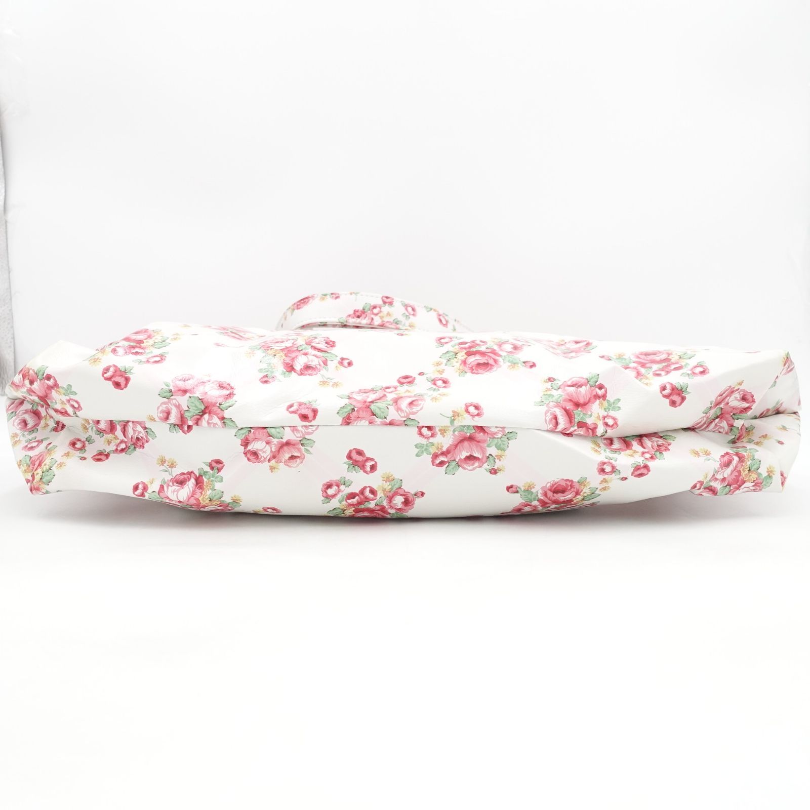 LIZ LISA ジップ付き 花柄トートバッグ 縦32×横 43×マチ11.5cm