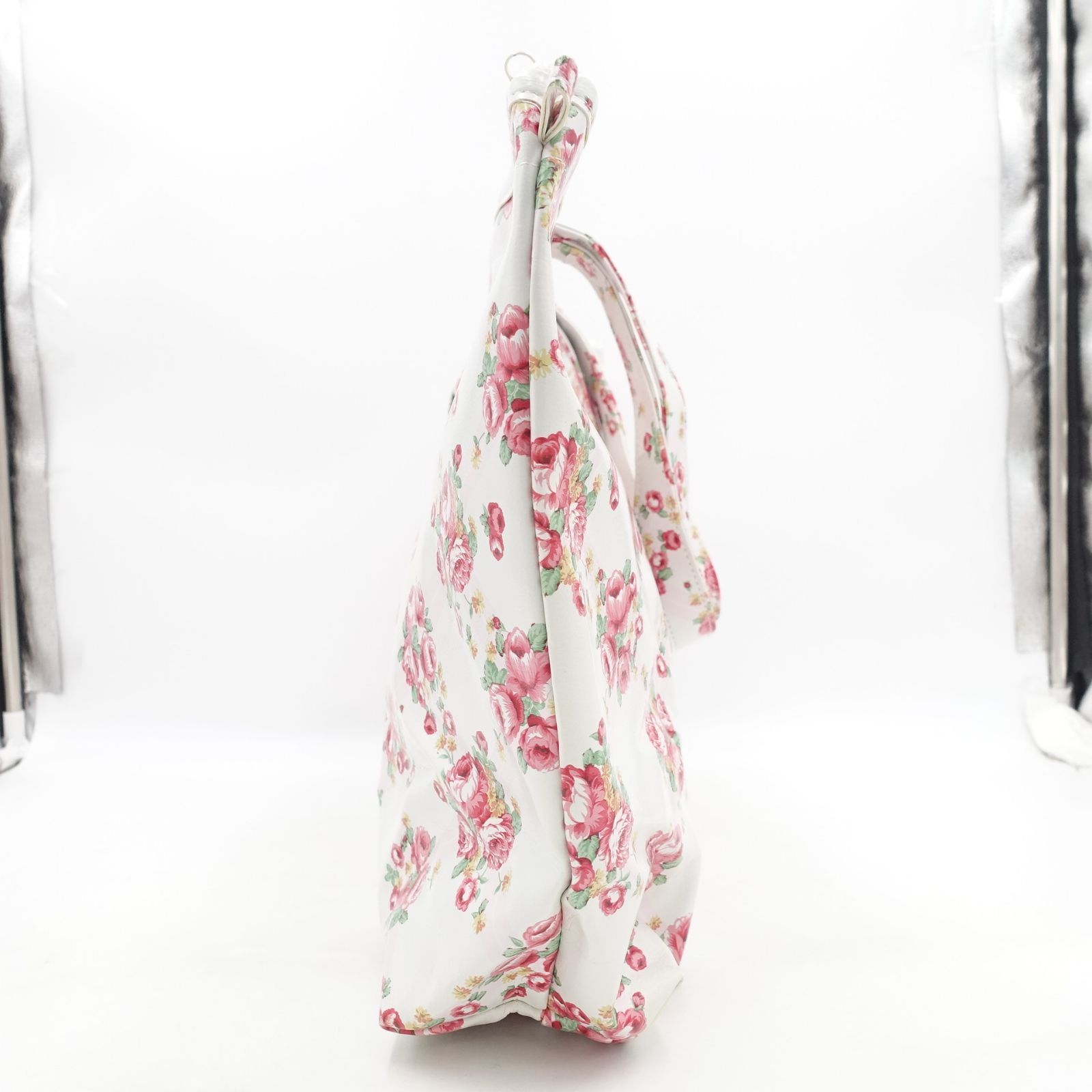 LIZ LISA ジップ付き 花柄トートバッグ 縦32×横 43×マチ11.5cm 