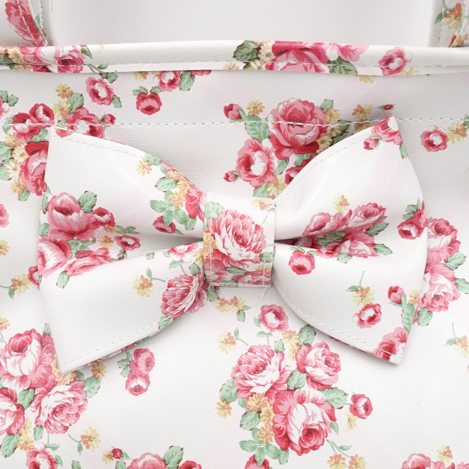 LIZ LISA ジップ付き 花柄トートバッグ 縦32×横 43×マチ11.5cm