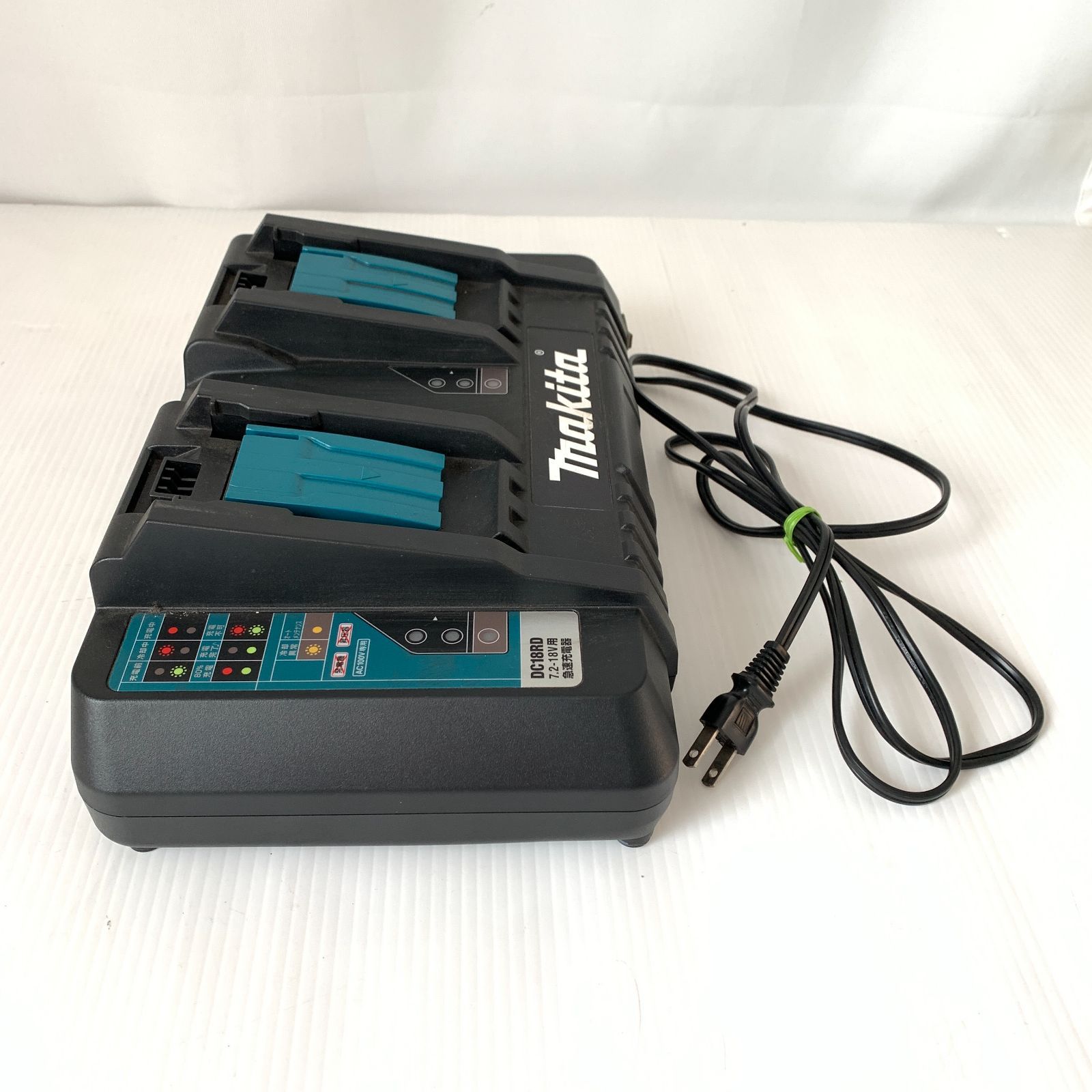 Makita マキタ 二口急速充電器 DC 18 RD M 71216-2