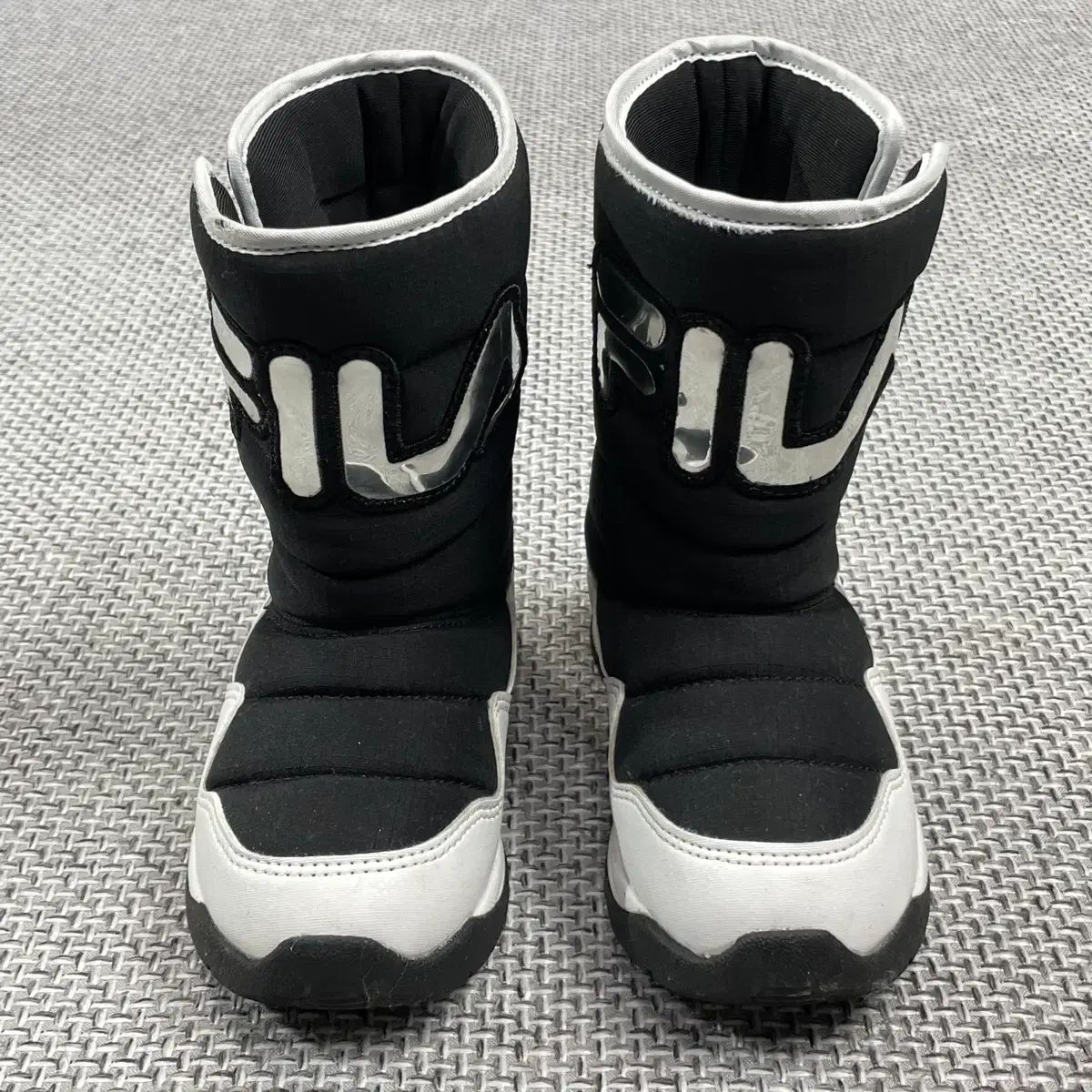 新品，新作登場 FILA フィラ キッズ スノウブーツ 170mm (ユニセックス) その他
