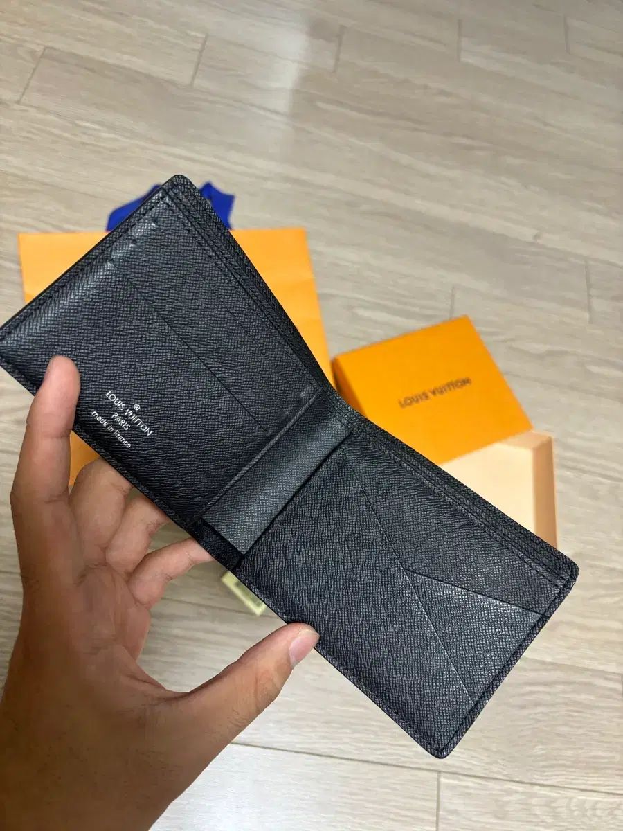 A級 フルセット Louis Vuitton ルイヴィトン エクリプス マルチプル ウォレット 二つ折り財布