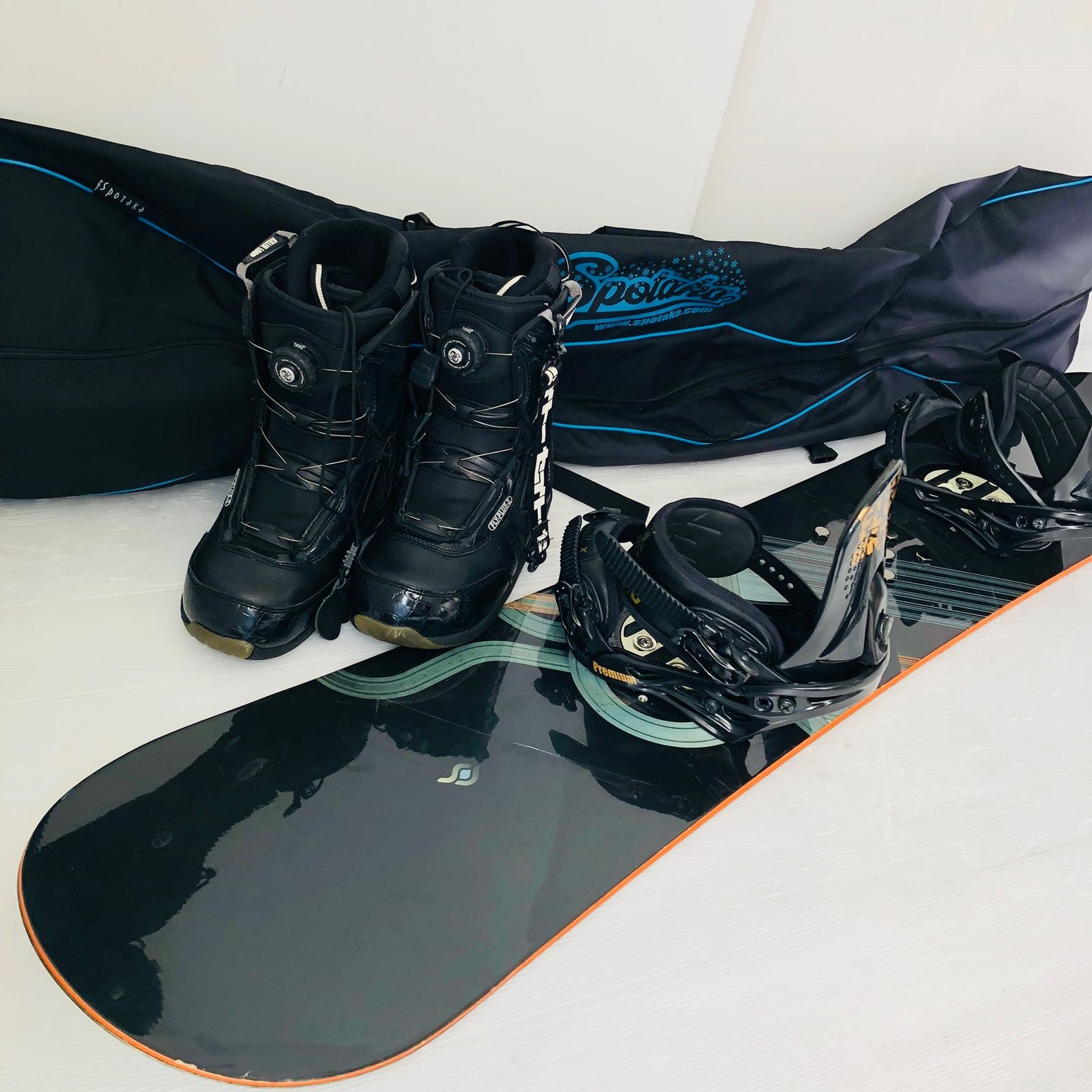 Killer Loop スノーボード 黒/青 ROSSIGNOL ロシニョー ル CIRCUIT サーキット KILLER LOOP キラー