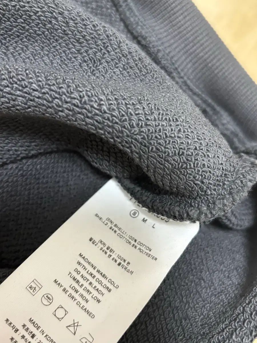 オープンブルーLEE フーディー