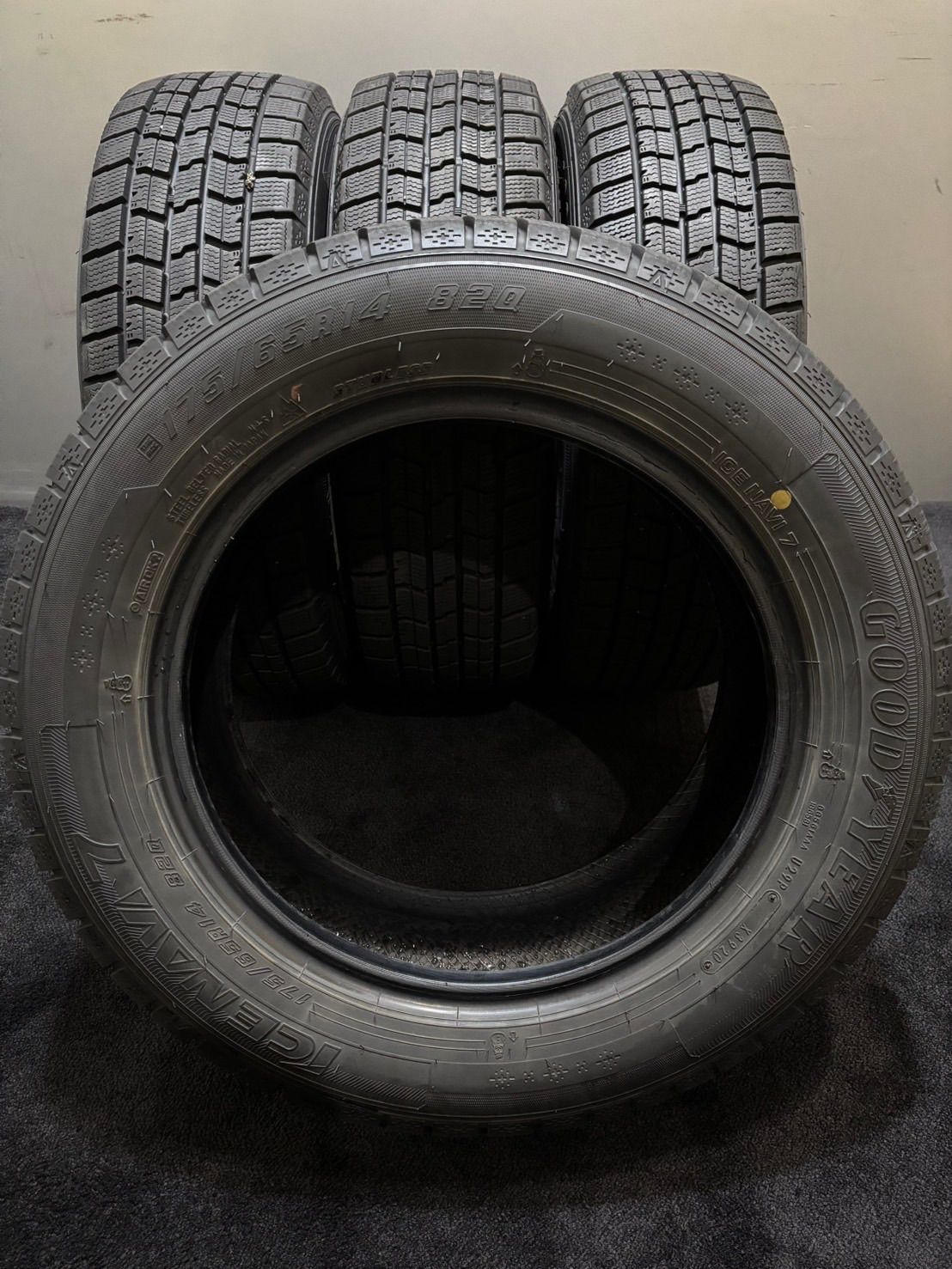  175 65 R 14 ICENAVI 7 20年製 スタッドレス 4本 アクア フィット カローラ 4 L 109 14インチ スタッドレス