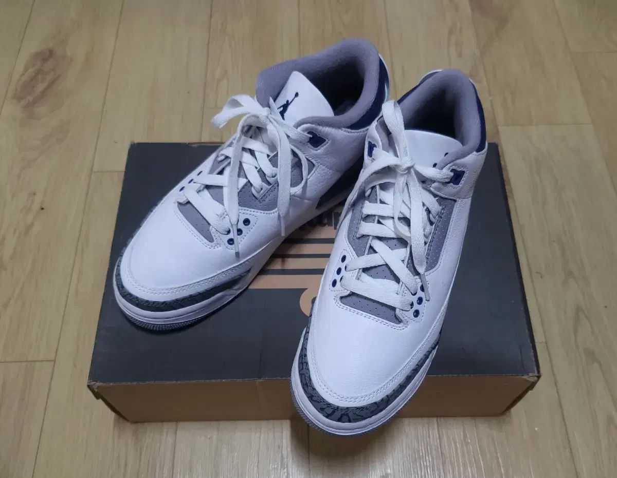 240 NIKE ジョーダン3 レトロ スニーカー バスケシューズ エアマックス