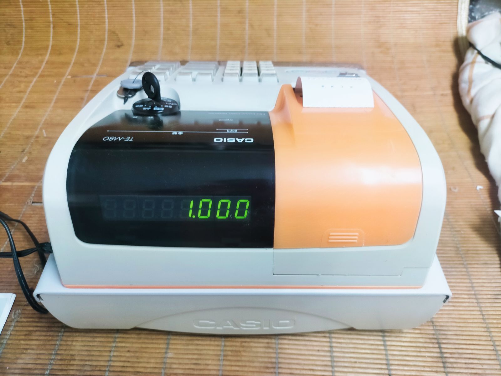 カシオレジスター TE-M80 中古品 人気機種感熱紙 送料無料 401466