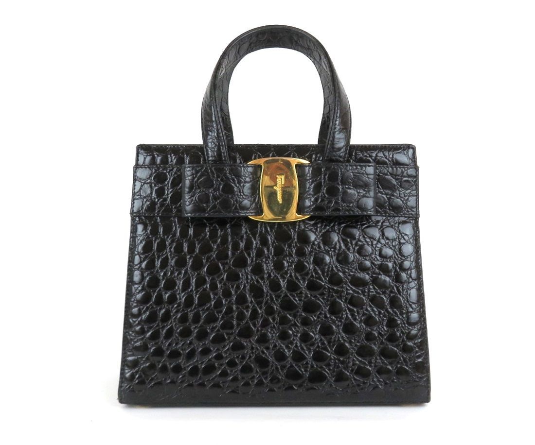 【良品】サルヴァトーレフェラガモ ハンドバッグ ヴァラリボン レザー ブラック ヴァラリボン ハンドバッグ レザー ブラック 2WAY サルヴァトーレ