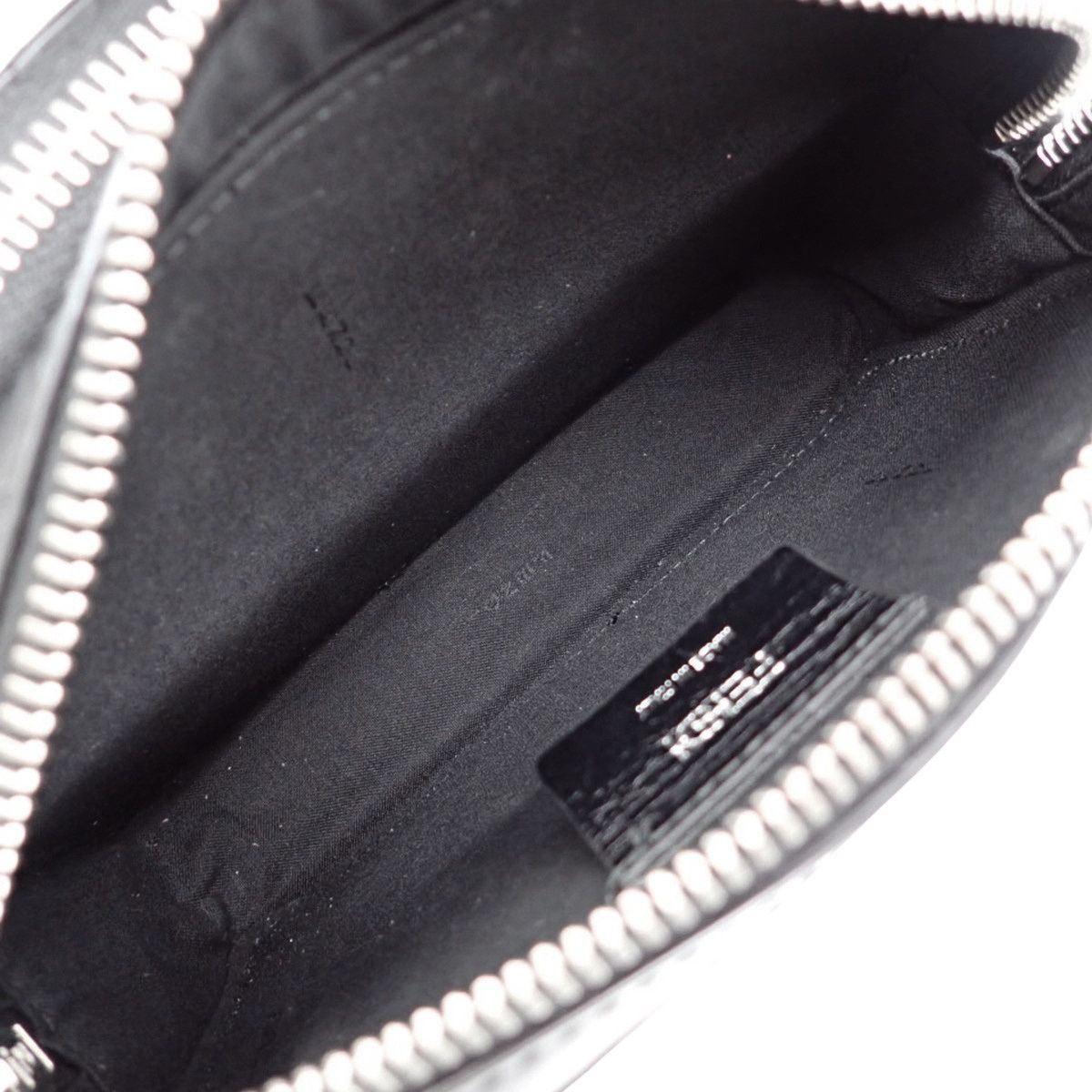 FENDI(フェンディ) カメラバッグ ショルダーバッグ 肩掛け 斜め掛け