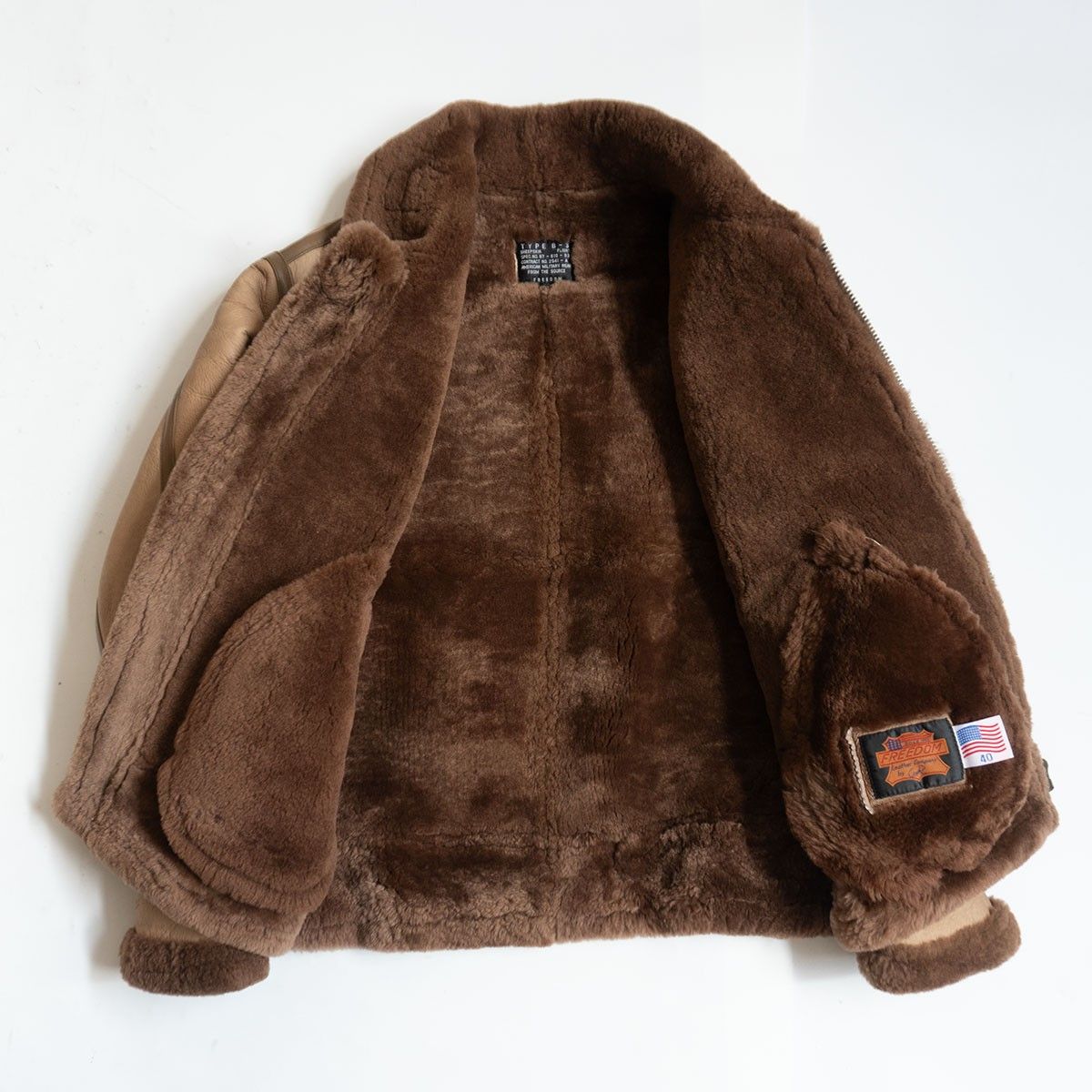 美品】FREEDOM【B-3 ムートンボンバージャケット】40 ブラウン