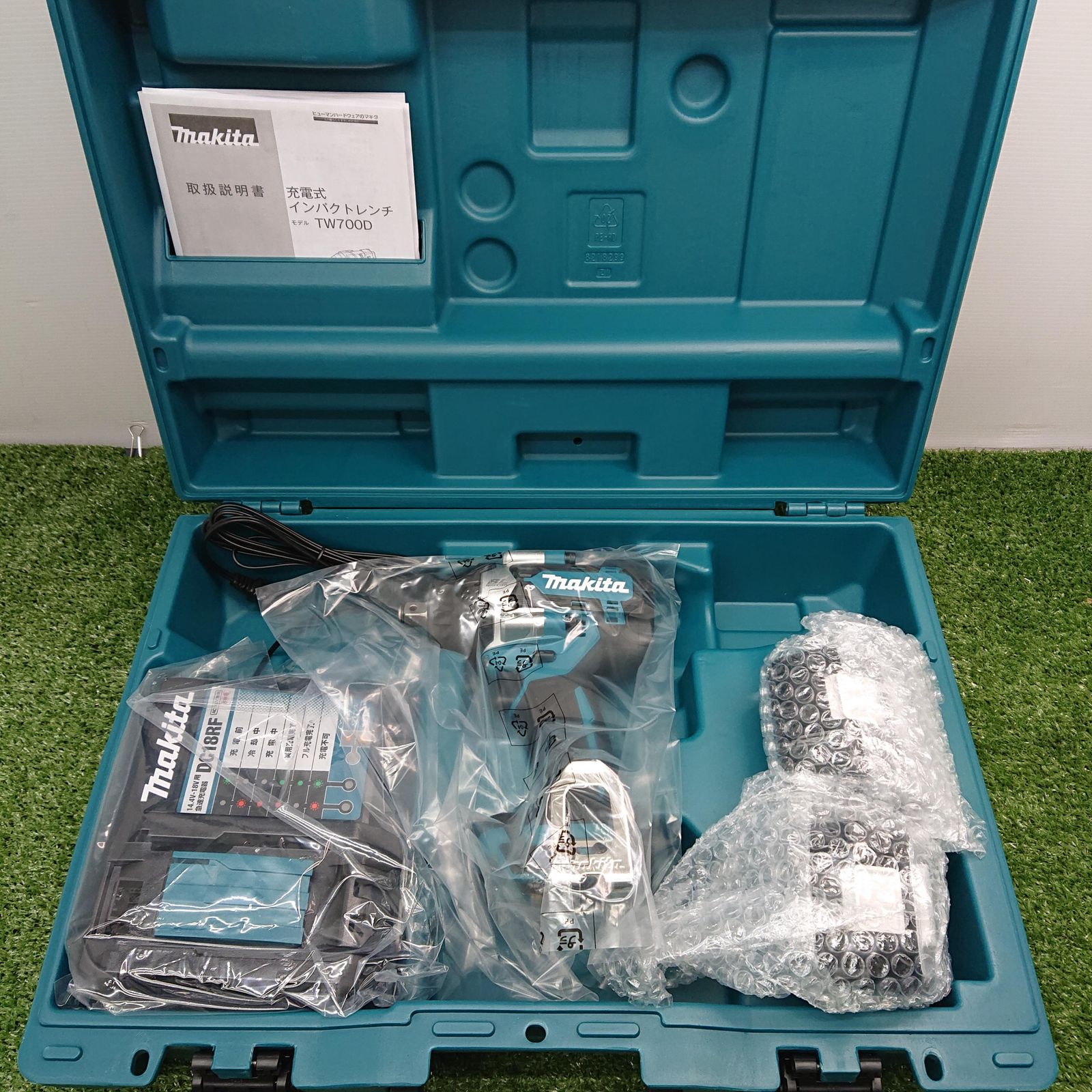 充電式インパクトレンチ 18