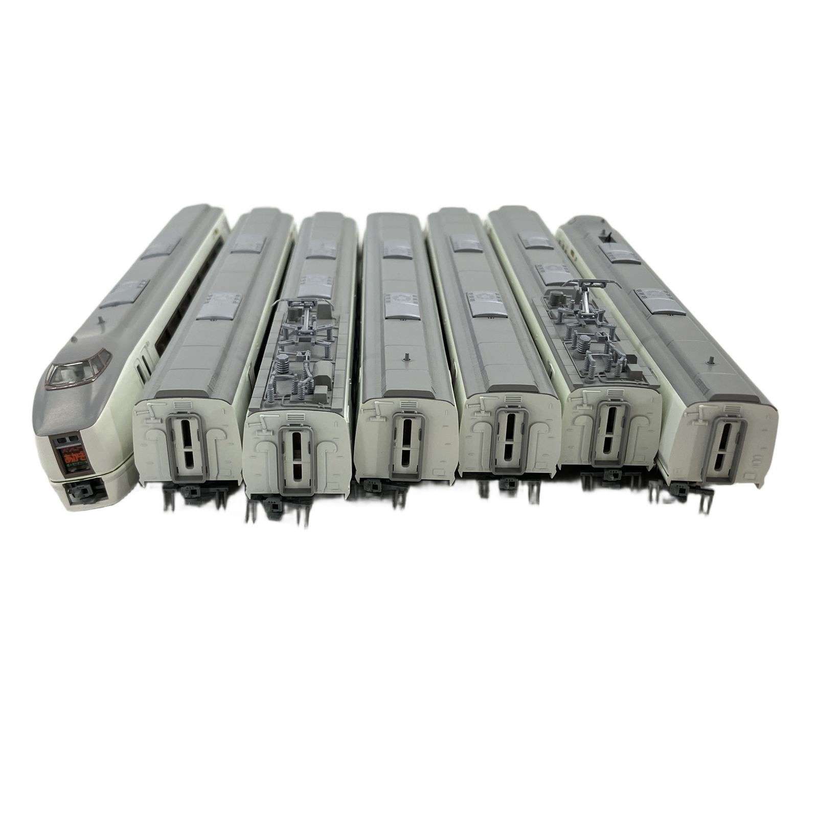 KATO 651系1000番台タイプ「スワローあかぎ」7両セット KATO 10-935 651系 1000番台タイプ スワローあかぎ 7両セット 鉄道模型