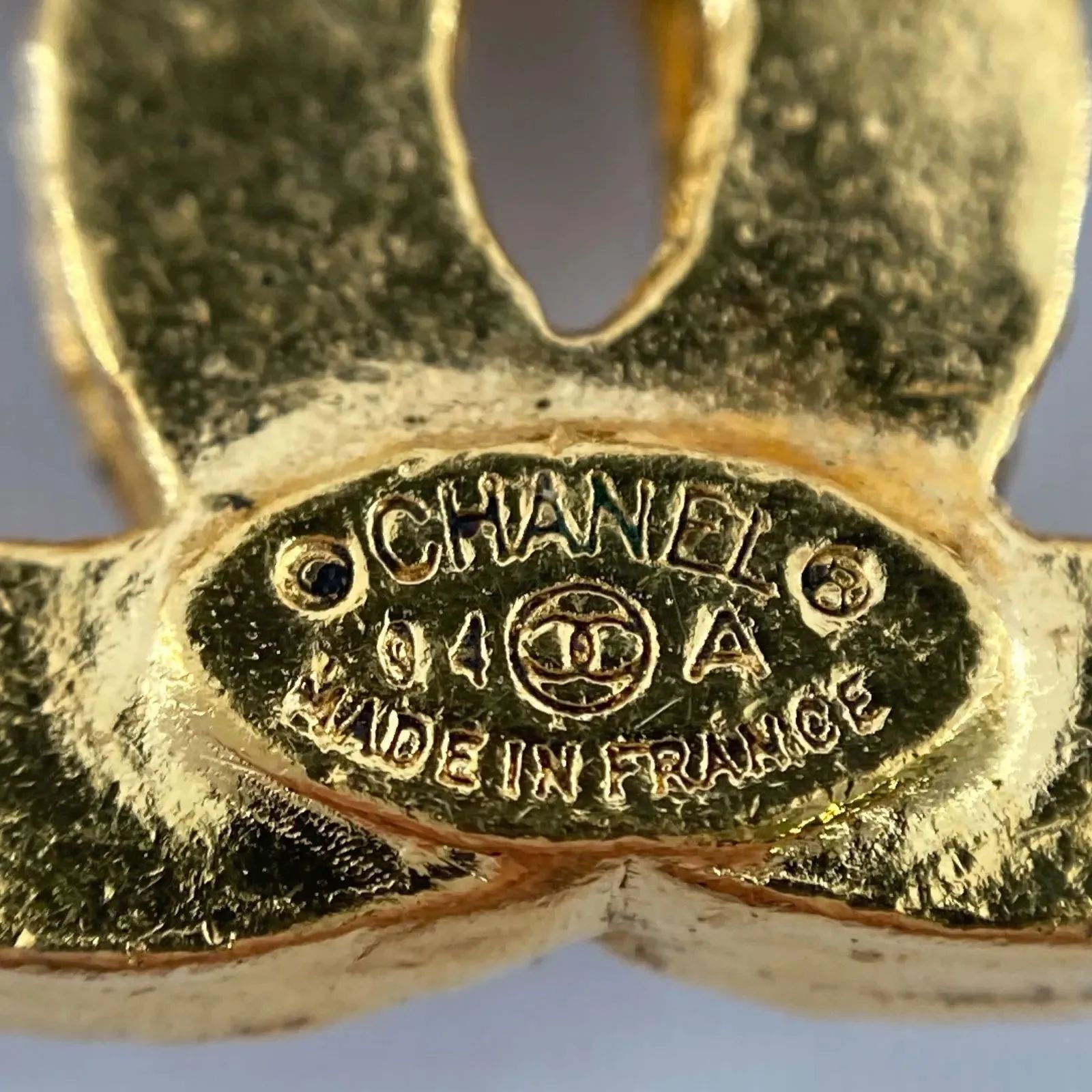 CHANEL（シャネル）ヴィンテージ トリプルココマークブローチ 94・A