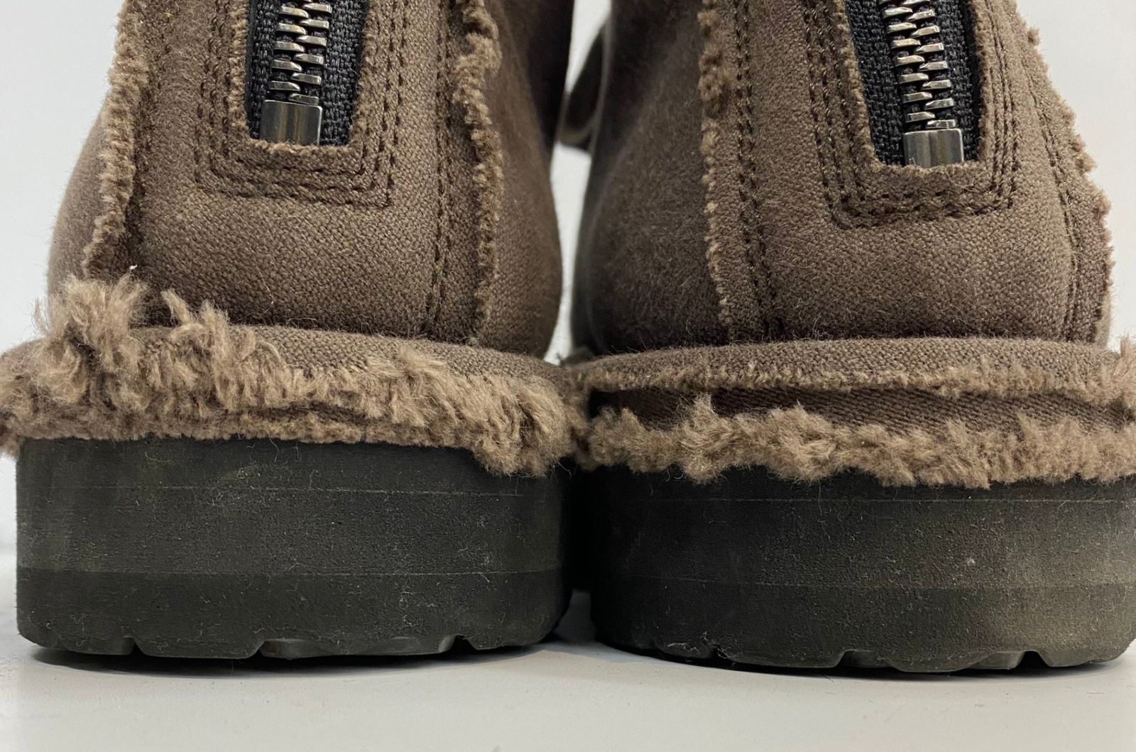 【美品】22aw ワイズ（ヨウジヤマモト）牛革スノーブーツ風スニーカー ヨウジ ヤマモト Yohji Yamamoto 22AW BIS WHIP CODE LACE UP FASTENER