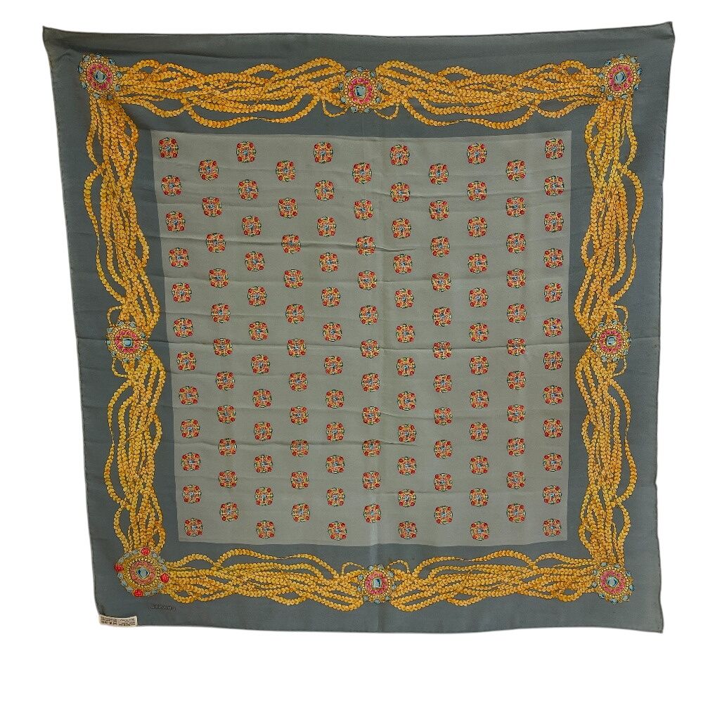 スモーキーグリーン