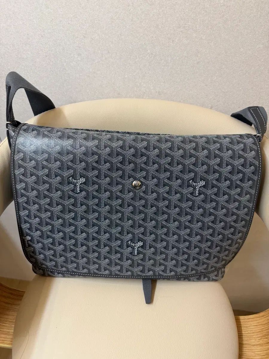 Masion Goyard ゴヤール カフェTシャツMMメッセンジャーバッグ