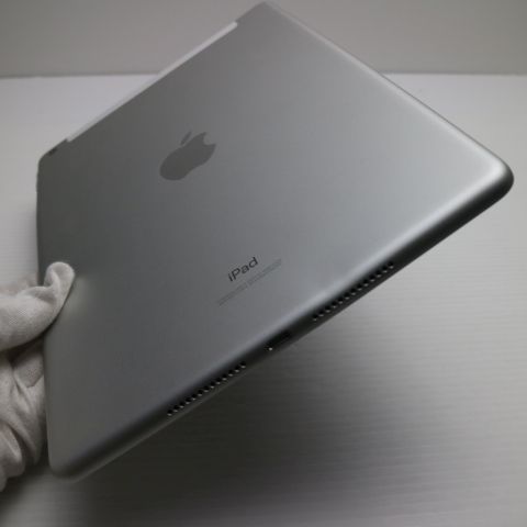美品 SIMフリー iPad 第8世代 Wi-Fi+Cellular セルラー 32GB シルバー