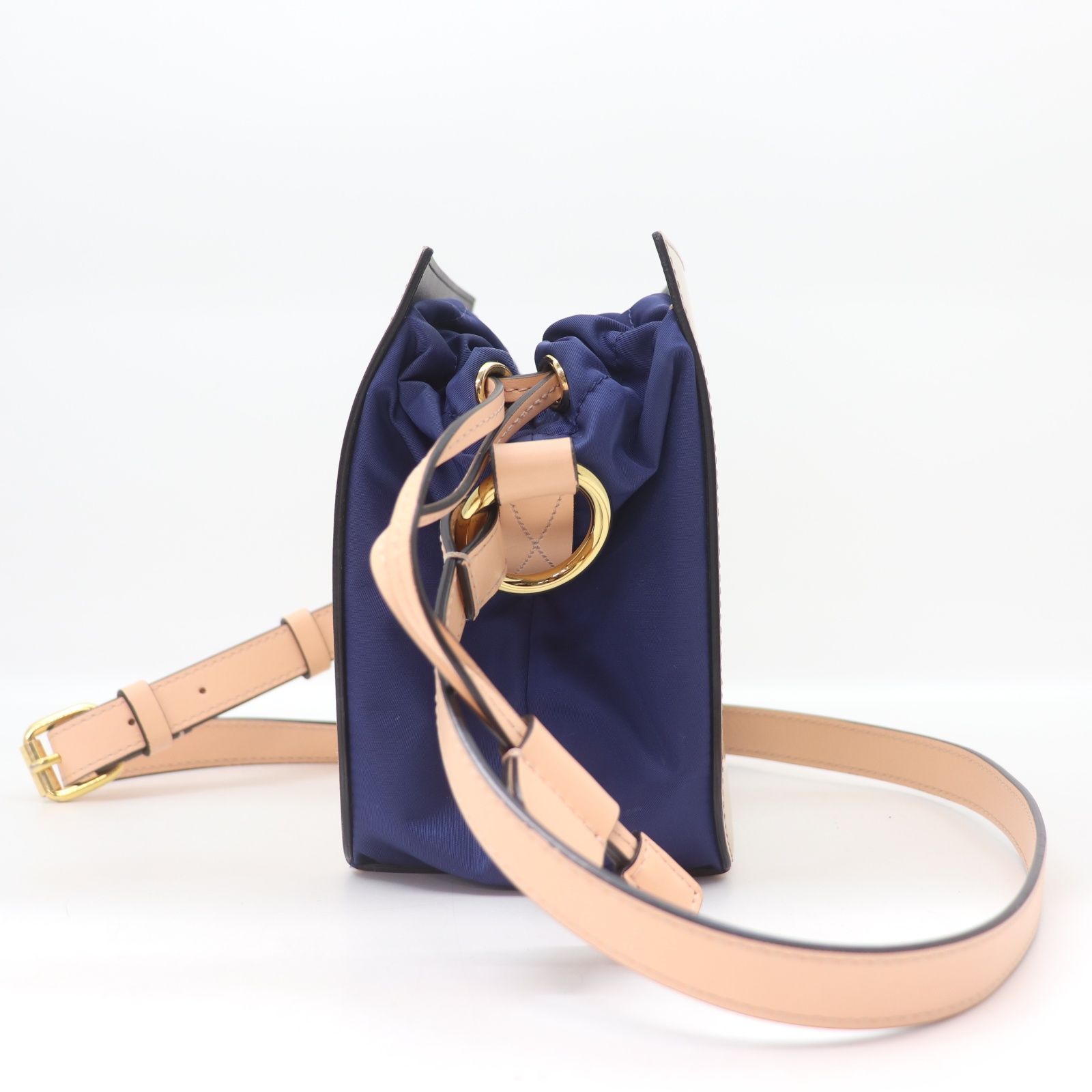 マルニ｜GUSSET｜ドローストリングバッグ｜ショルダー｜ショップ袋あり 