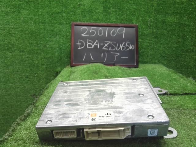 ハリアー DBA ZSU 65 W オーディオアンプ 自社品番250109 070
