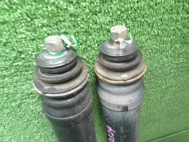 中古】プリウスα DAA-ZVW41W リアショックアブソーバー スプリング